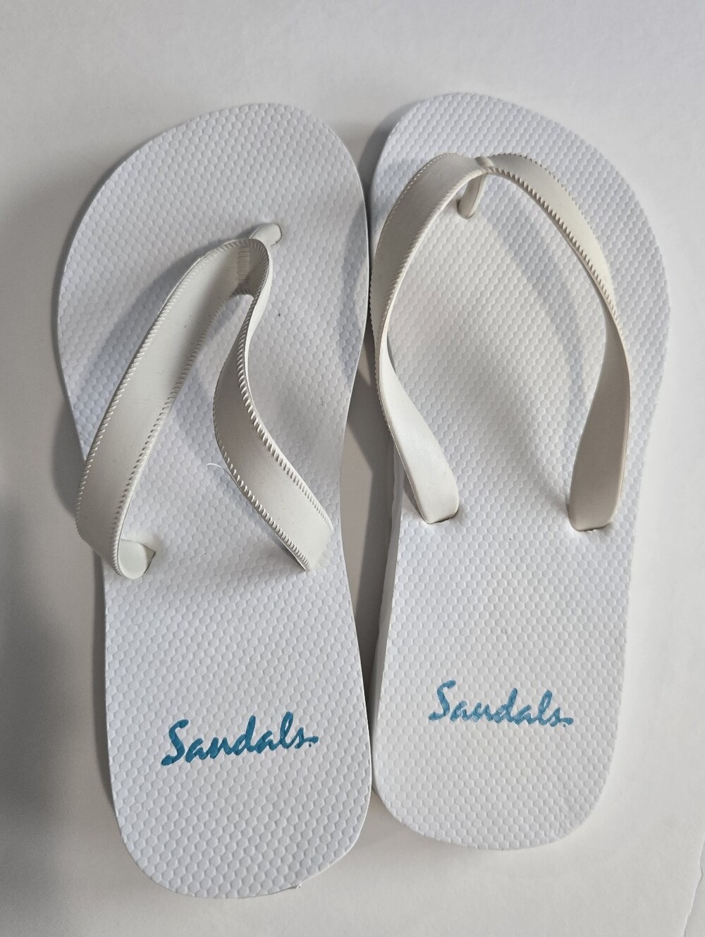 Women’s White Flip Flop Sandals Resorts